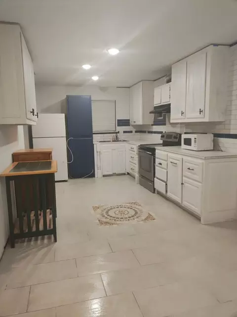 13221 Valley Forge Cir, Balch Springs, TX 75180