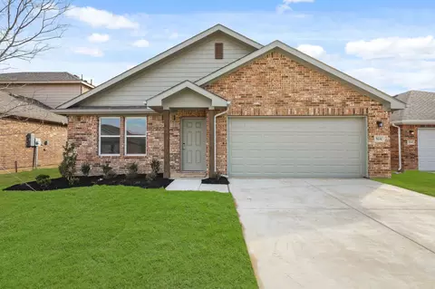 524 Suffolk Dr, Ferris, TX 75125
