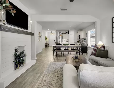 504 Huntsman St, Fort Worth, TX 76131