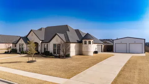 1011 Rennard St, Caddo Mills, TX 75135
