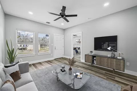 628 E Shepherd St, Denison, TX 75021 photo 8
