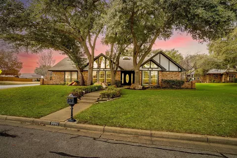 5001 Surrey Ct, North Richland Hills, TX 76180