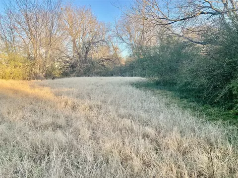 9000 Teagarden Rd, Dallas, TX 75217