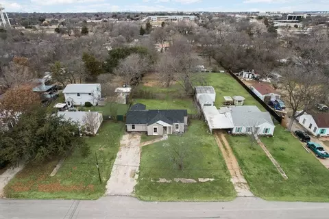 535 W Hammond St, Lancaster, TX 75146