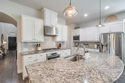 1445 11th St, Argyle, TX 76226 photo 9