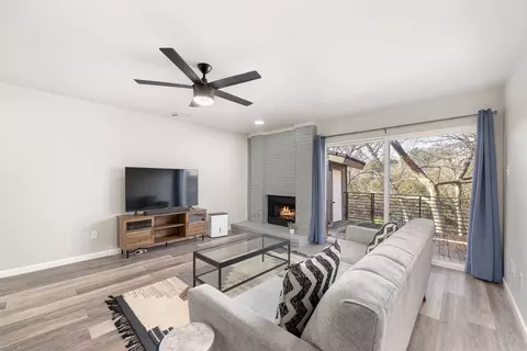 2204 W Park Blvd #3002, Plano, TX 75075