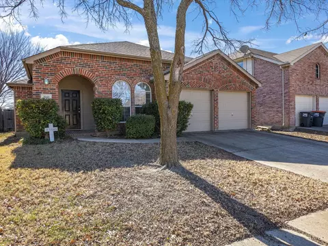 2049 Hanakoa Falls Dr, Anna, TX 75409