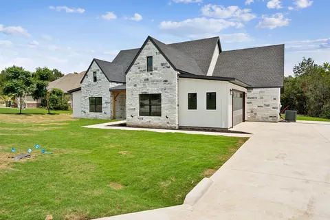 1003 Mojave Trl, Granbury, TX 76048
