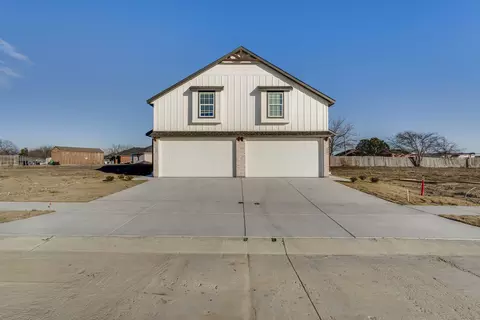 913 Cooksey Ct #AB, Grandview, TX 76050