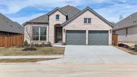 10460 Terrapin Rd, Fort Worth, TX 76126