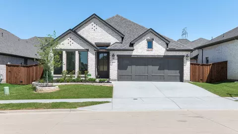 10456 Terrapin Rd, Fort Worth, TX 76126