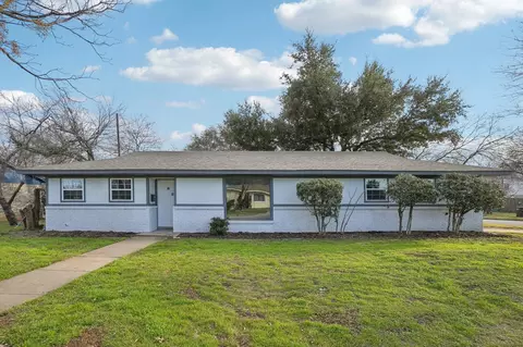 217 Highland Ter S, Fort Worth, TX 76134