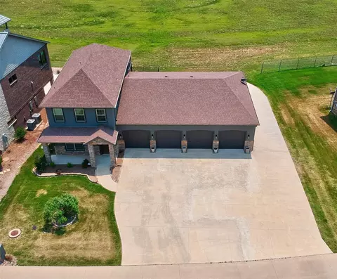 9112 Performance Ct, Cresson, TX 76035