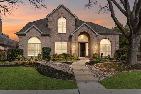 6301 Willowdale Dr, Plano, TX 75093