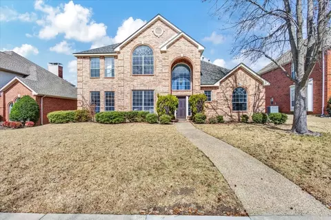 4453 Lone Tree Dr, Plano, TX 75093