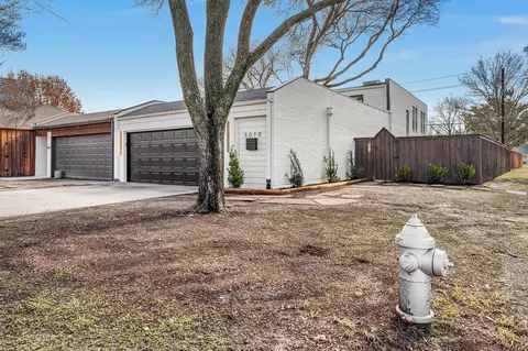 5010 Thunder Rd, Dallas, TX 75244