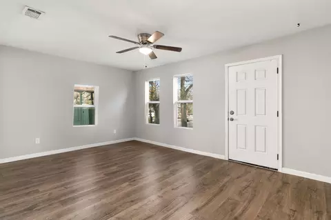 Living - Undisclosed, Denison, TX 75020 photo 1 of 3