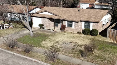1601 Meadowcrest Dr, Garland, TX 75042