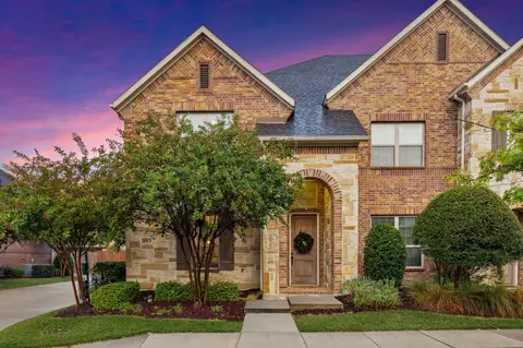 4675 Dozier Rd #A, Carrollton, TX 75010