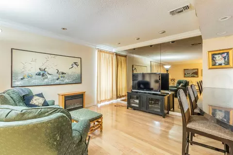 512 E Avenue J #A, Grand Prairie, TX 75050