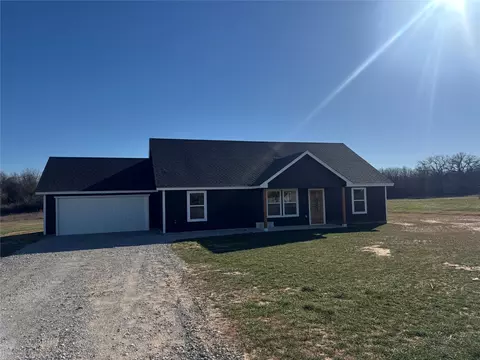 645 Elm Tree Ct, Poolville, TX 76487