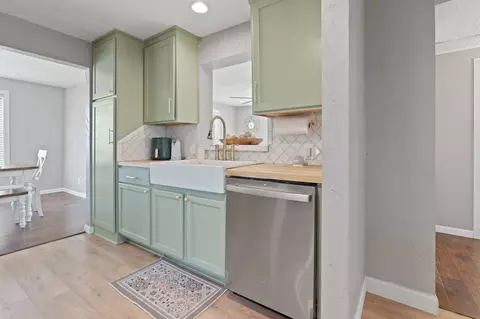 307 N Main St, Joshua, TX 76058