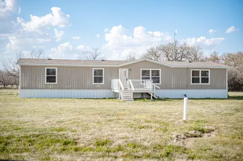 565 Mustang Dr, Stephenville, TX 76401
