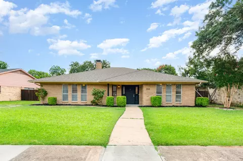 202 Randy Lee Ln, Mckinney, TX 75071