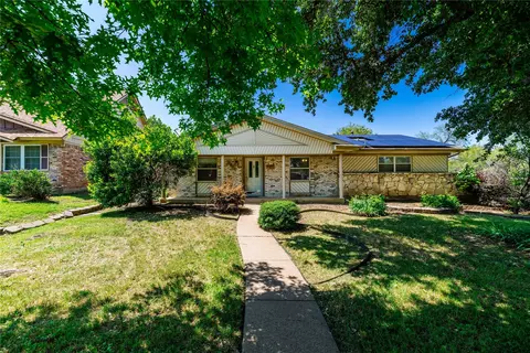3901 W Rochelle Rd, Irving, TX 75062