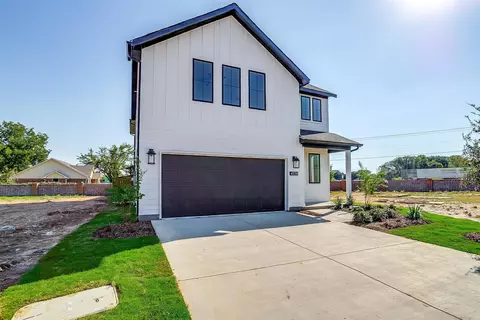 4500 Hogans Alley Dr, Arlington, TX 76001