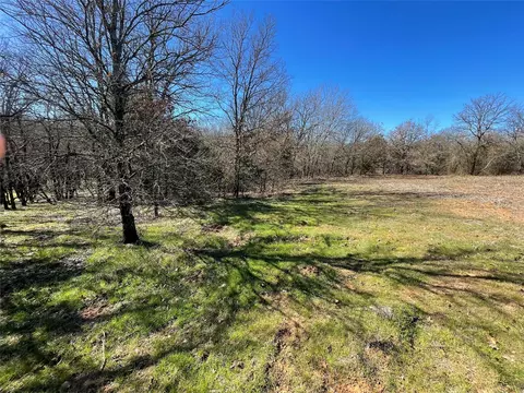 107 Cemetery Rd, Covington, TX 76636