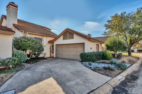 608 Mission Cir, Irving, TX 75063