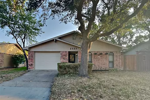 2027 Rose Hill Rd, Carrollton, TX 75007