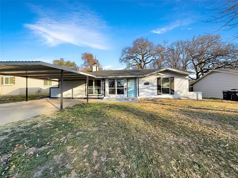 7217 Nosilla St, Fort Worth, TX 76112