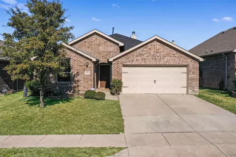 653 Cattlemans Way, Fort Worth, TX 76131