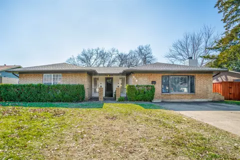 318 Van Rowe Ave, Duncanville, TX 75116