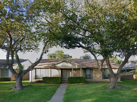 4725 Preston Trail Dr, Mesquite, TX 75150