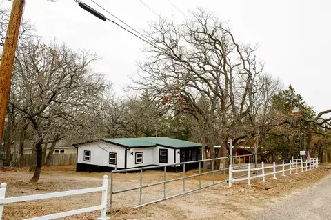 53 Wembley Rd, Gordonville, TX 76245