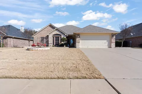 704 Snapper Dr, Burleson, TX 76028