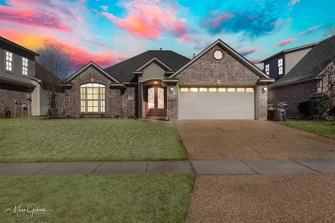 566 Chinquipin Dr, Bossier City, LA 71111