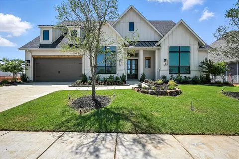 4625 Sandbrock Pkwy, Aubrey, TX 76227