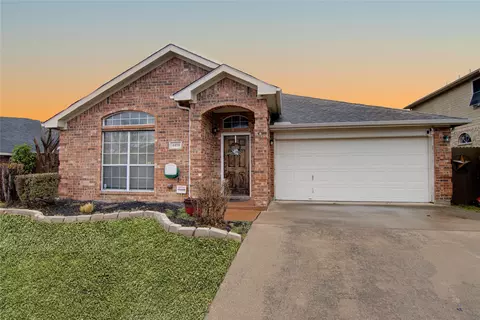 4458 Seven Pines Dr, Grand Prairie, TX 75052