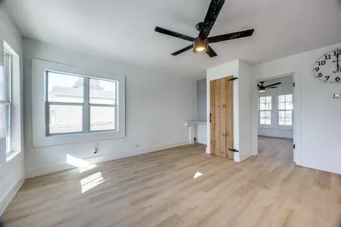 631 E Murray St, Denison, TX 75021 photo 6