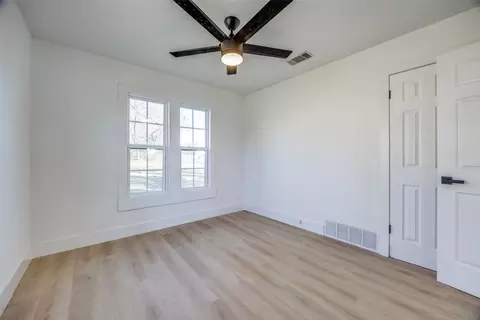 631 E Murray St, Denison, TX 75021 photo 16