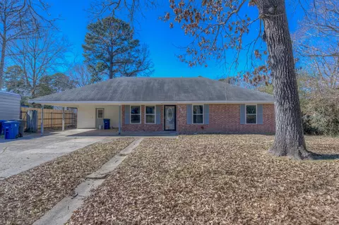 9468 Poinsetta Dr, Shreveport, LA 71118