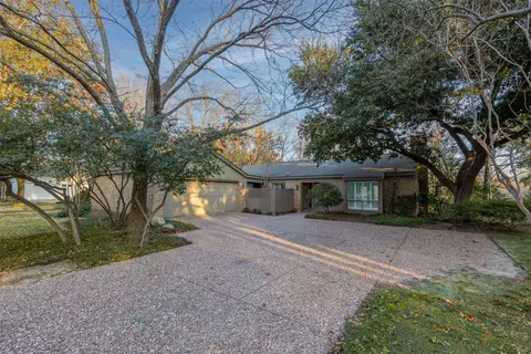 5320 Northcrest Rd, Fort Worth, TX 76107