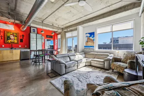 1001 Belleview St #502, Dallas, TX 75215