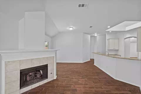 928 Circle View Ln, Denton, TX 76210 photo 4