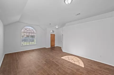 928 Circle View Ln, Denton, TX 76210 photo 17