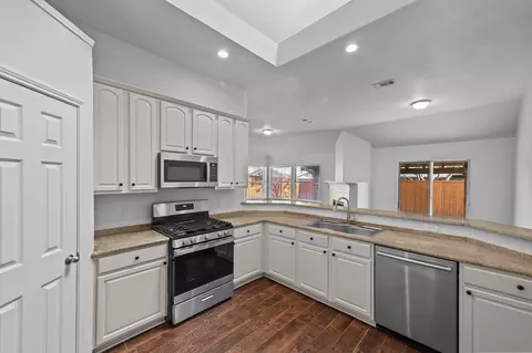 928 Circle View Ln, Denton, TX 76210 photo 9